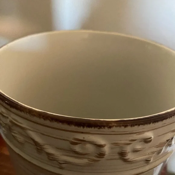 Pfaltzgraff Trellis White Scroll Design Utensil Crock Stoneware 7”H Cottagecore - Picture 10 of 12